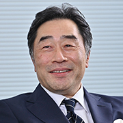 河合利樹氏